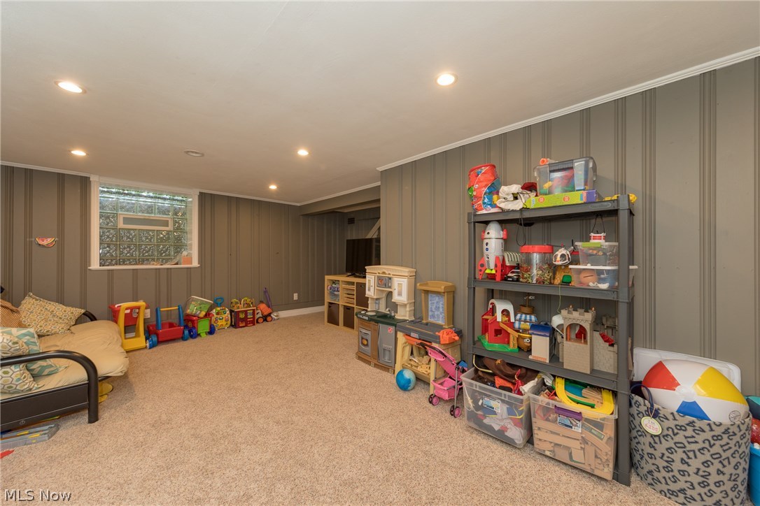 2516 Milton Road Cleveland, OH 44118 - Photo 29 of 34 Gallery Image 29