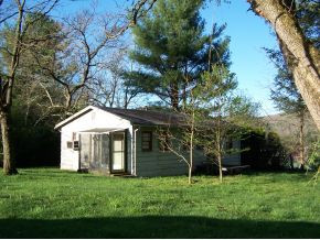 706 Stout Road Mountain City, TN 37683 - Photo 2 of 8 Photo 2