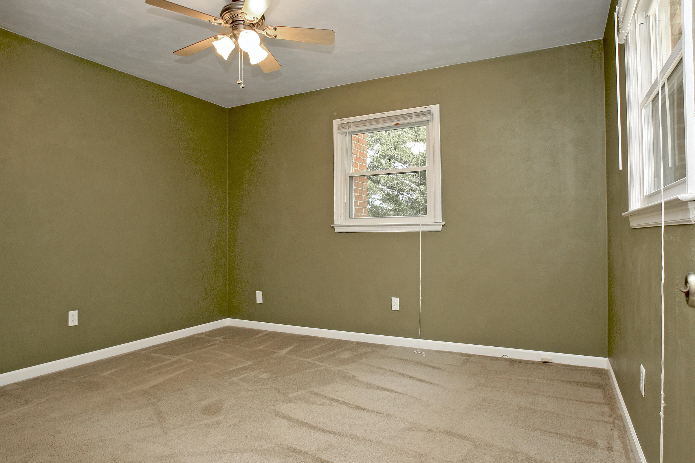 2960 Eton Road Hardy, VA 24101 - Photo 16 of 43 an empty room and chandelier fan