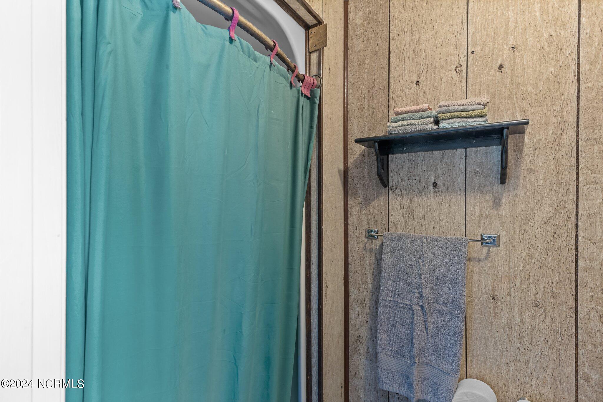 109 Corbett Davis Road Davis, NC 28524 - Photo 29 of 51 1S3A6042