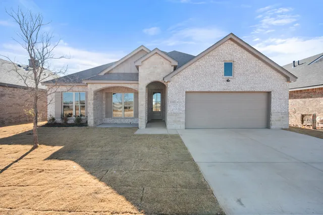 $365,000 | 1111 North 6th Street, Wolfforth, TX 79382