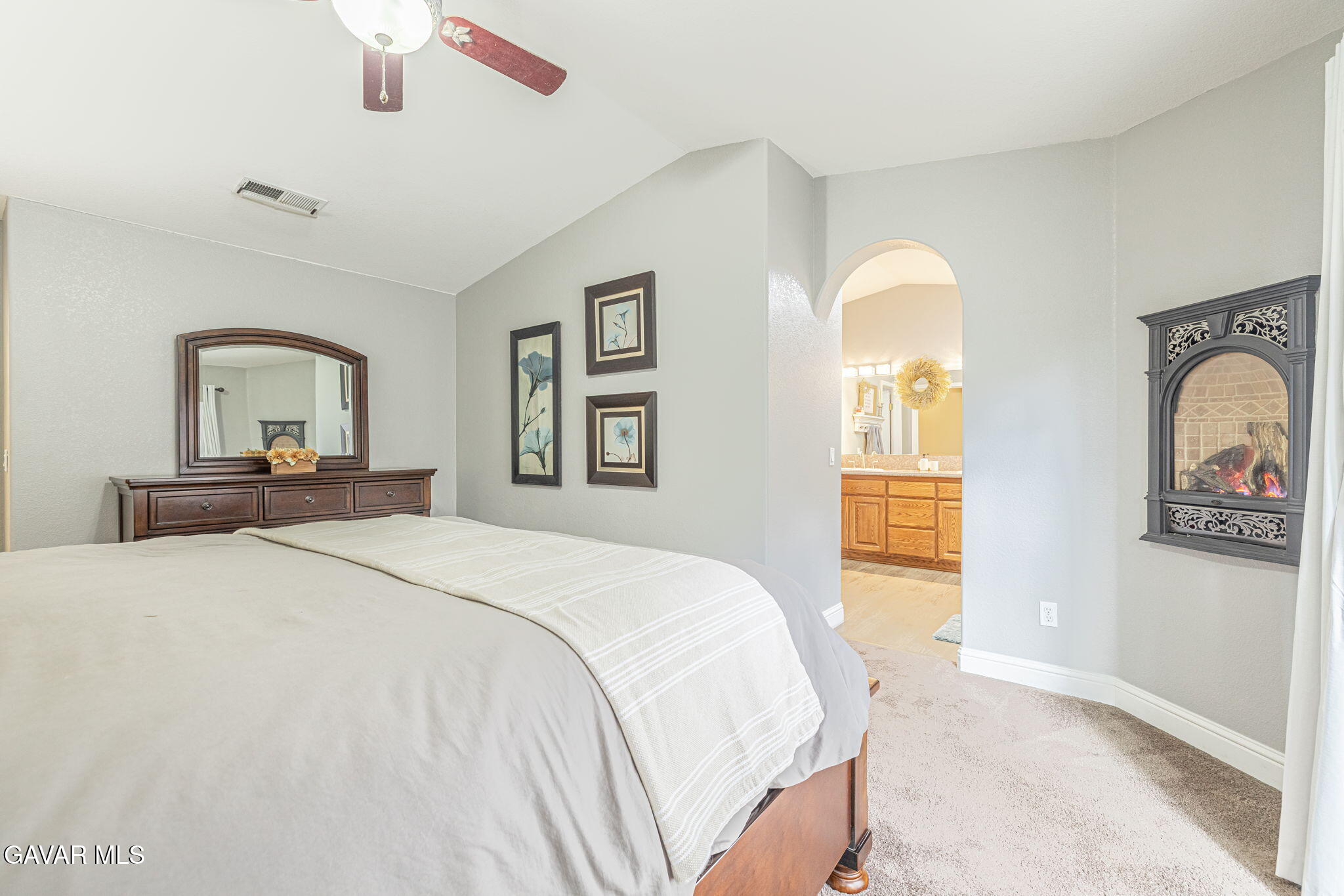 19812 Breeze Place Tehachapi, CA 93561 - Photo 33 of 59 a bedroom with bed and wooden floor