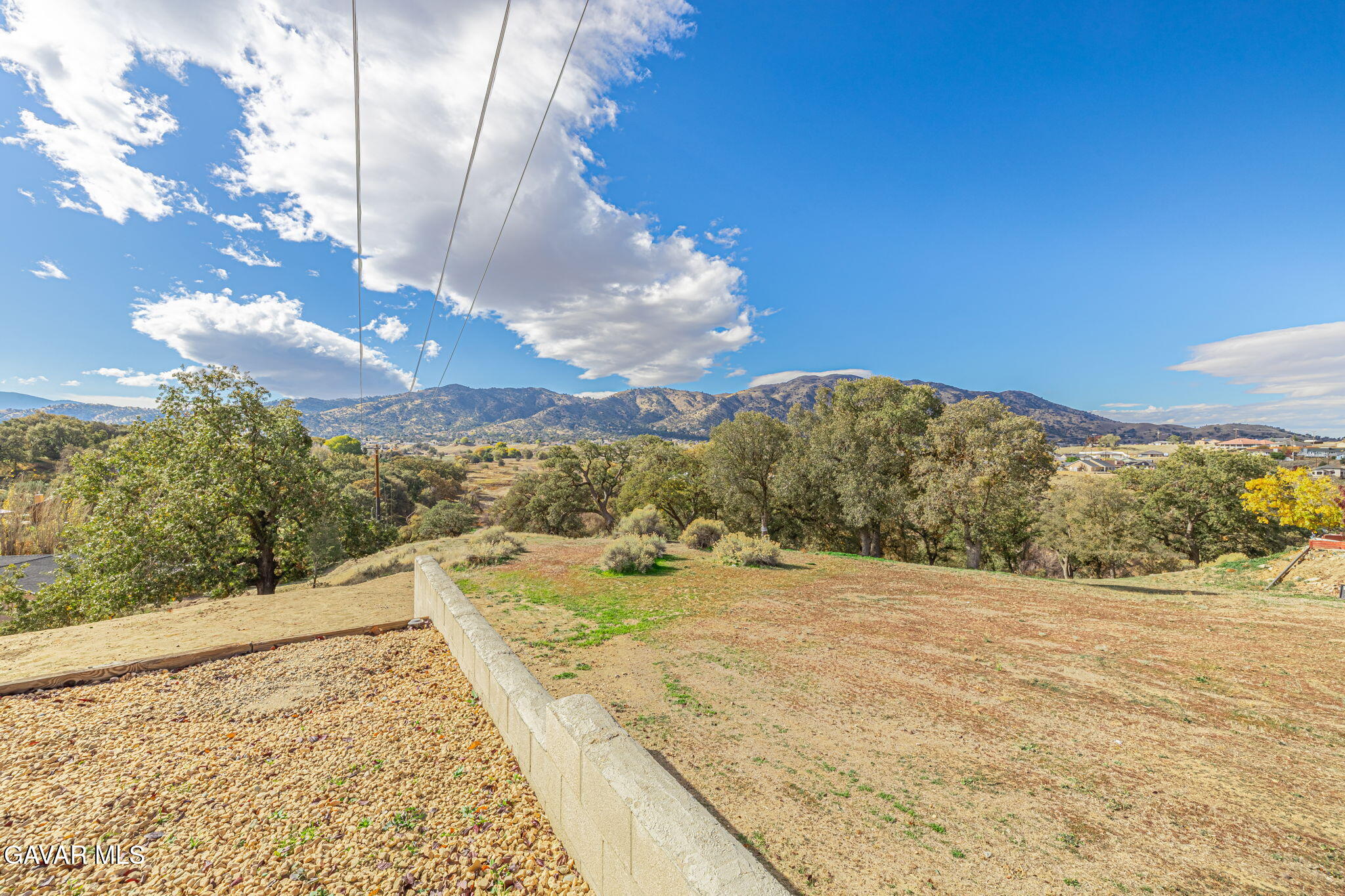 19812 Breeze Place Tehachapi, CA 93561 - Photo 37 of 59 41-web-or-mls-AVOH--18