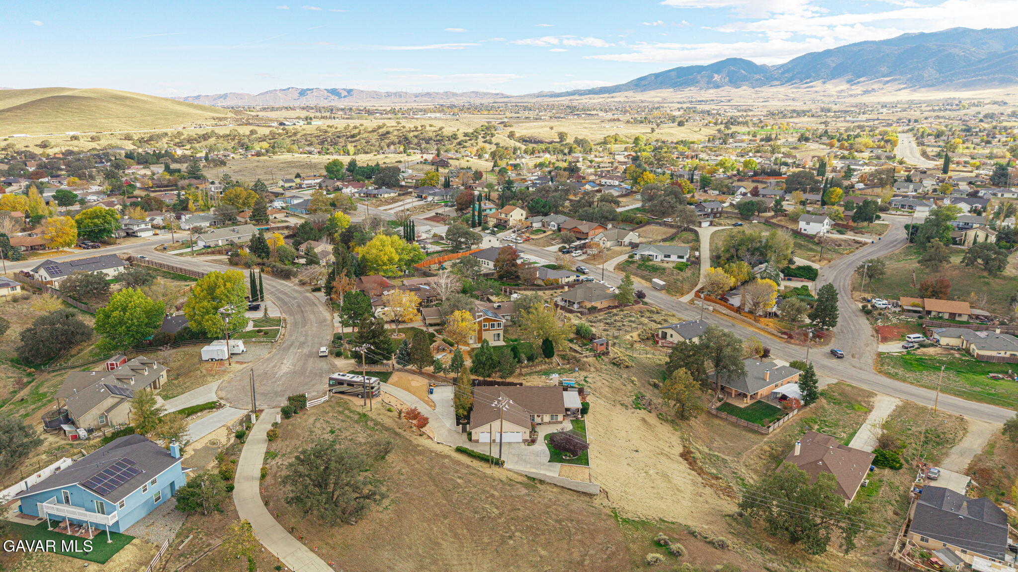19812 Breeze Place Tehachapi, CA 93561 - Photo 50 of 59 an aerial view of residential houses with outdoor space