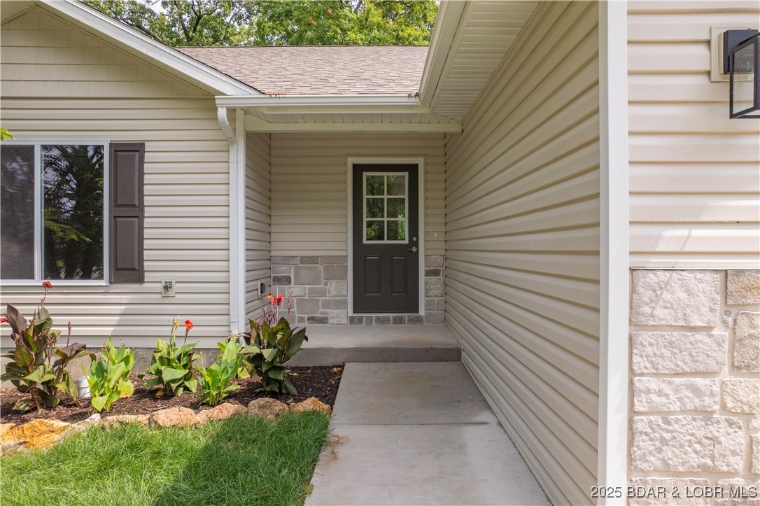 1 St Road Osage Beach, MO 65065 - Photo 5 of 41