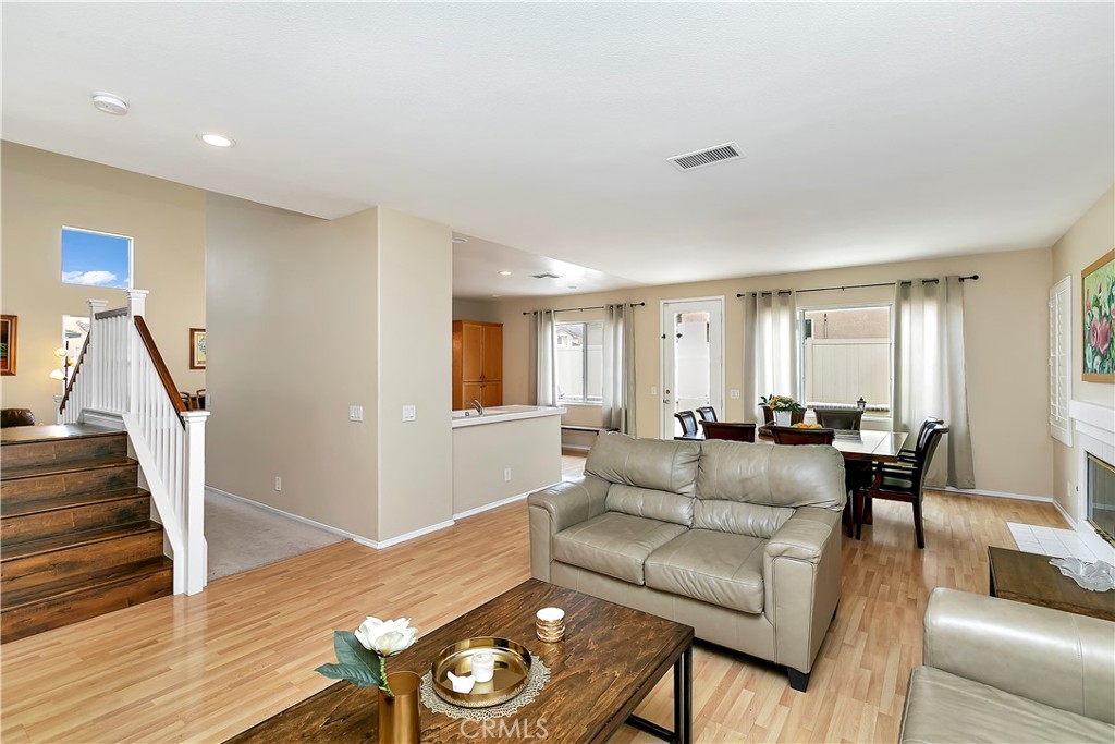 16373 Skyridge Drive Riverside, CA 92503 - Photo 18 of 60 Family Room