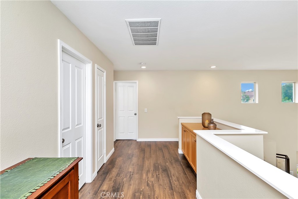 16373 Skyridge Drive Riverside, CA 92503 - Photo 29 of 60 Upstairs