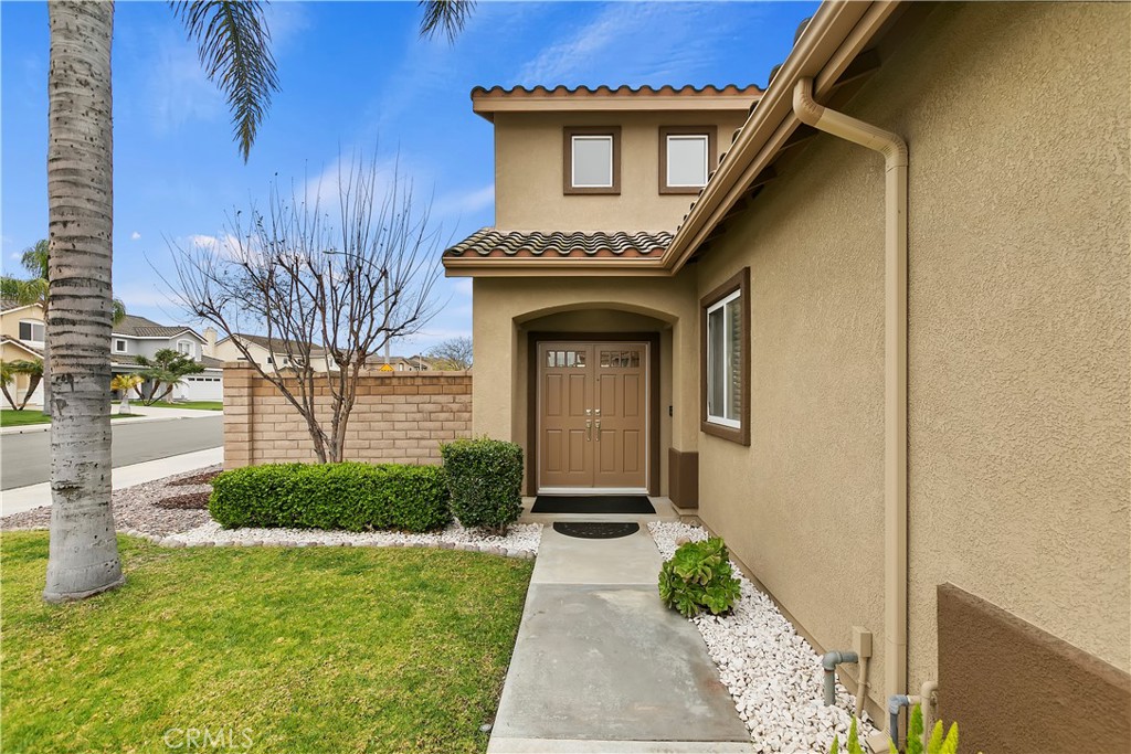 16373 Skyridge Drive Riverside, CA 92503 - Photo 5 of 60