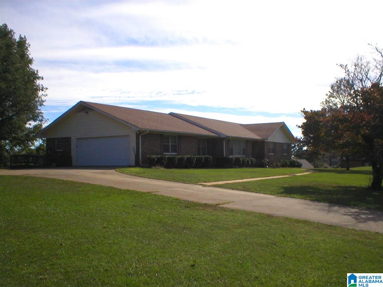 5049 South Shades Crest Road Bessemer, AL 35022 - Photo 4 of 44