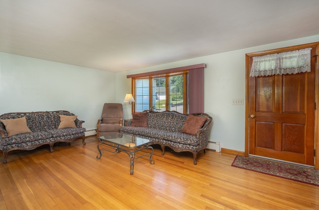 2013 Overlook Drive Three Rivers, MA 01080 - Photo 6 of 40