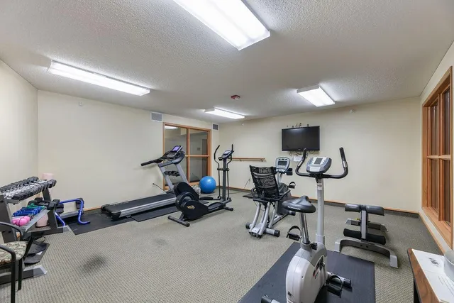 $139,500 | 5650 Boone Avenue North, Unit 321, New Hope, MN 55428