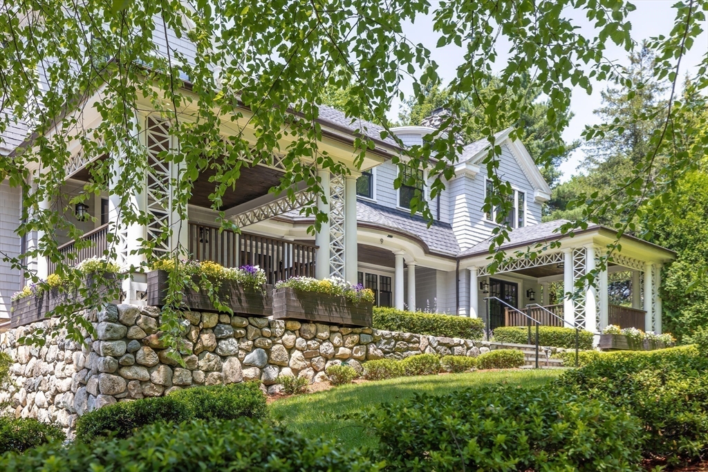 9 Woodman Road Newton, MA 02467 - Photo 2 of 33