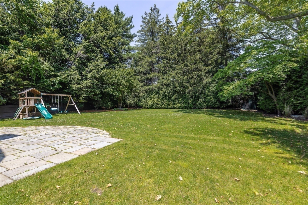 9 Woodman Road Newton, MA 02467 - Photo 33 of 33