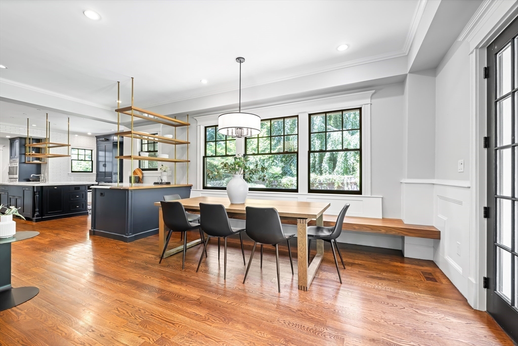 9 Woodman Road Newton, MA 02467 - Photo 7 of 33