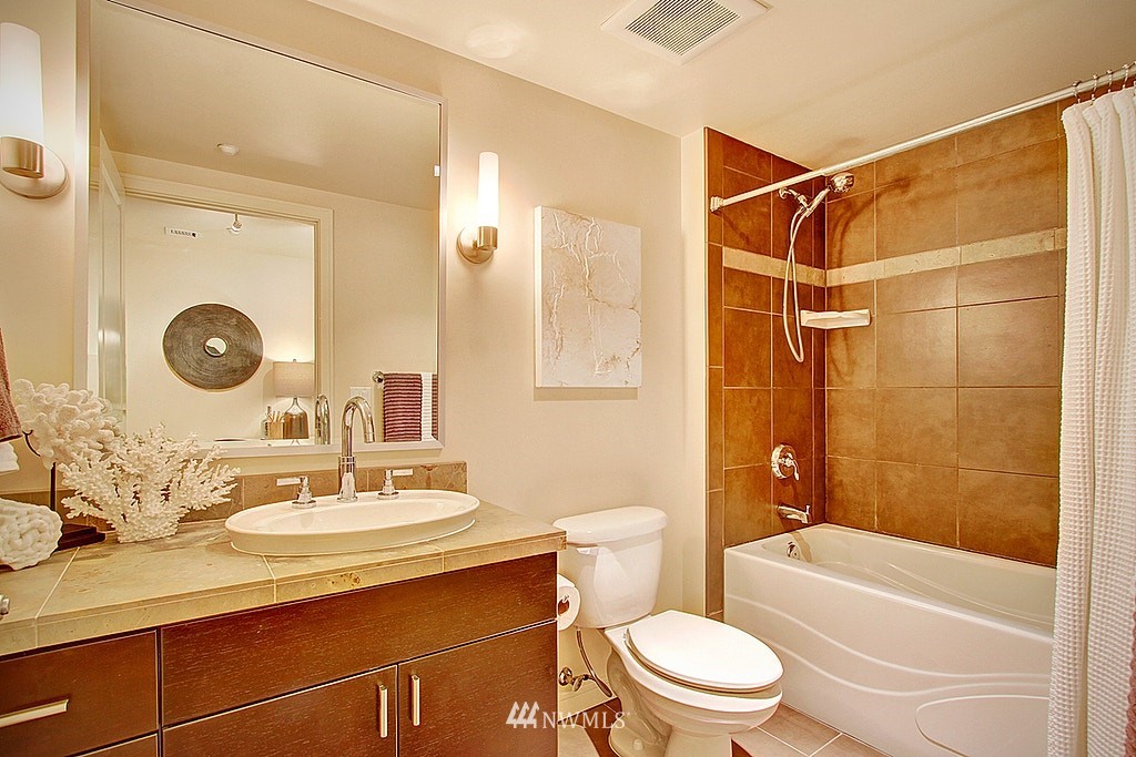 819 Virginia Street, Unit 1907 Seattle, WA 98101 - Photo 14 of 25