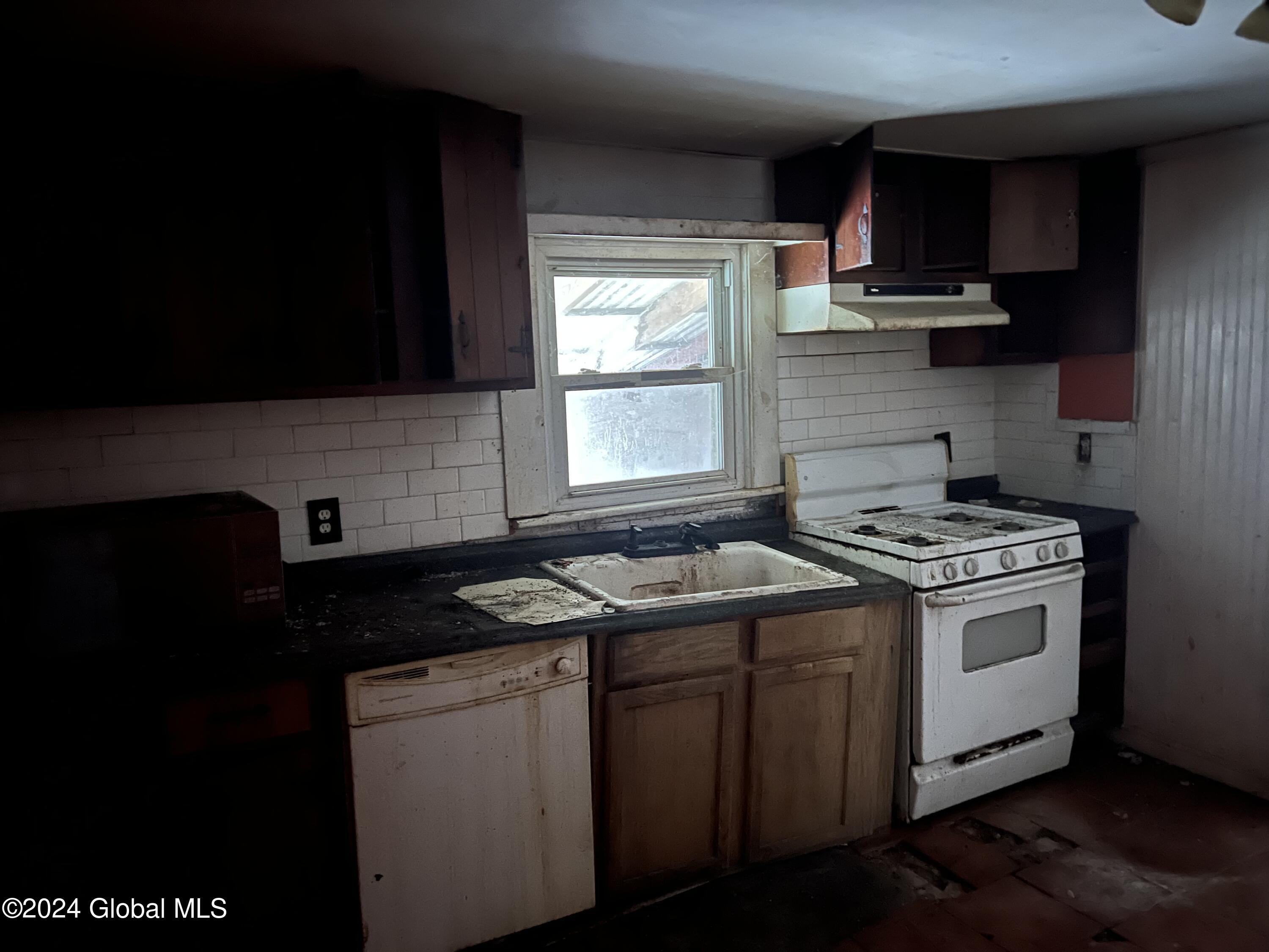 110 Dunsbach Road Halfmoon, NY 12065 - Photo 12 of 12 01B9FB3D-7452-4519-A372-1E217F1AE8DB