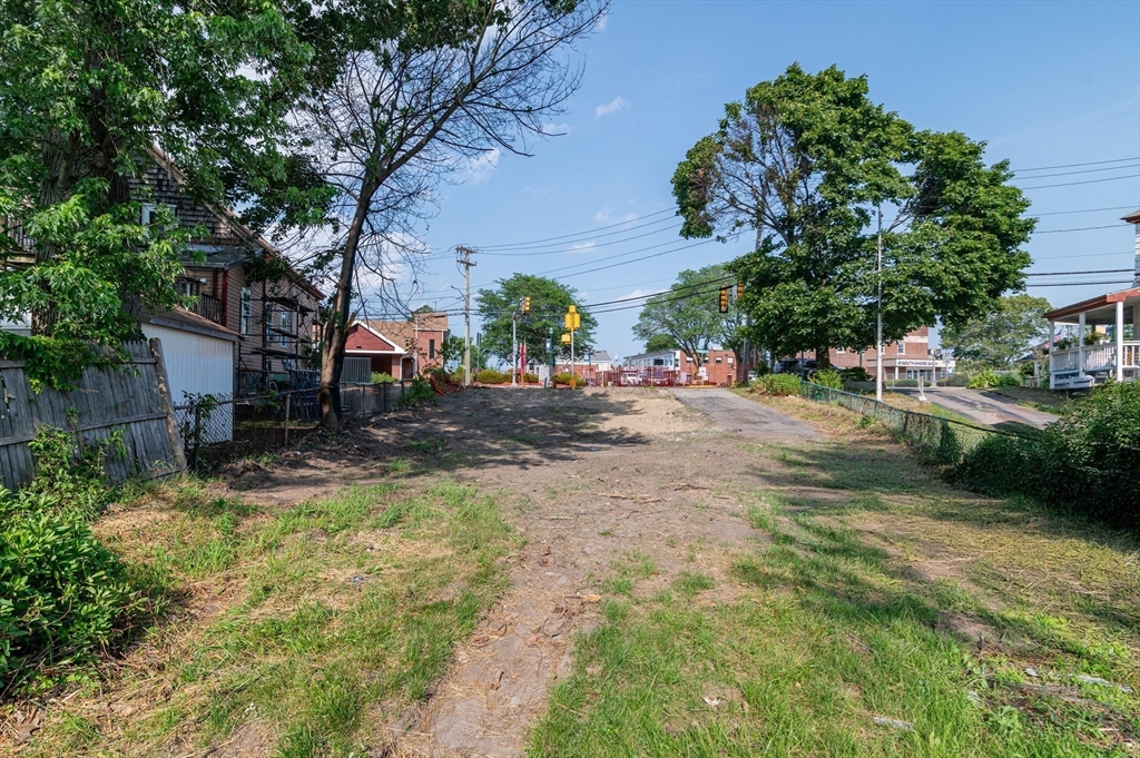 6 Franklin Street Braintree, MA 02184 - Photo 10 of 25