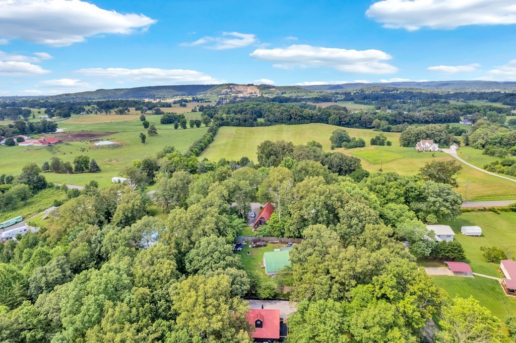 152 Parker Road Sparta, TN 38583 - Photo 29 of 30 a view of a city