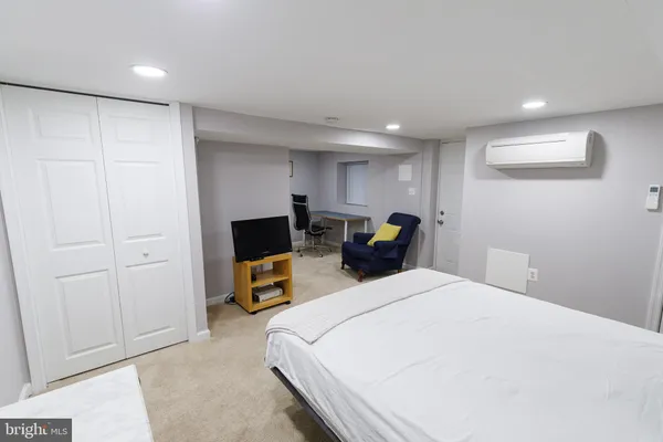 $5,700 | 1113 Clifton Street Northwest, Washington, DC 20009