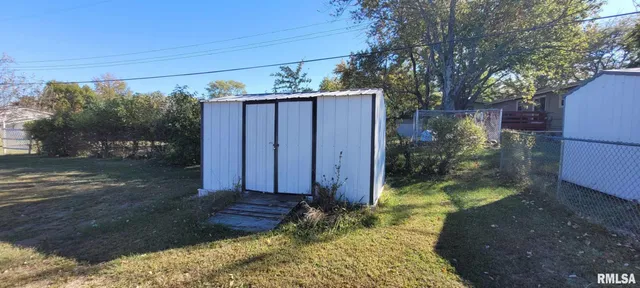 $141,500 | 3221 Peach Street, Mount Vernon, IL 62864