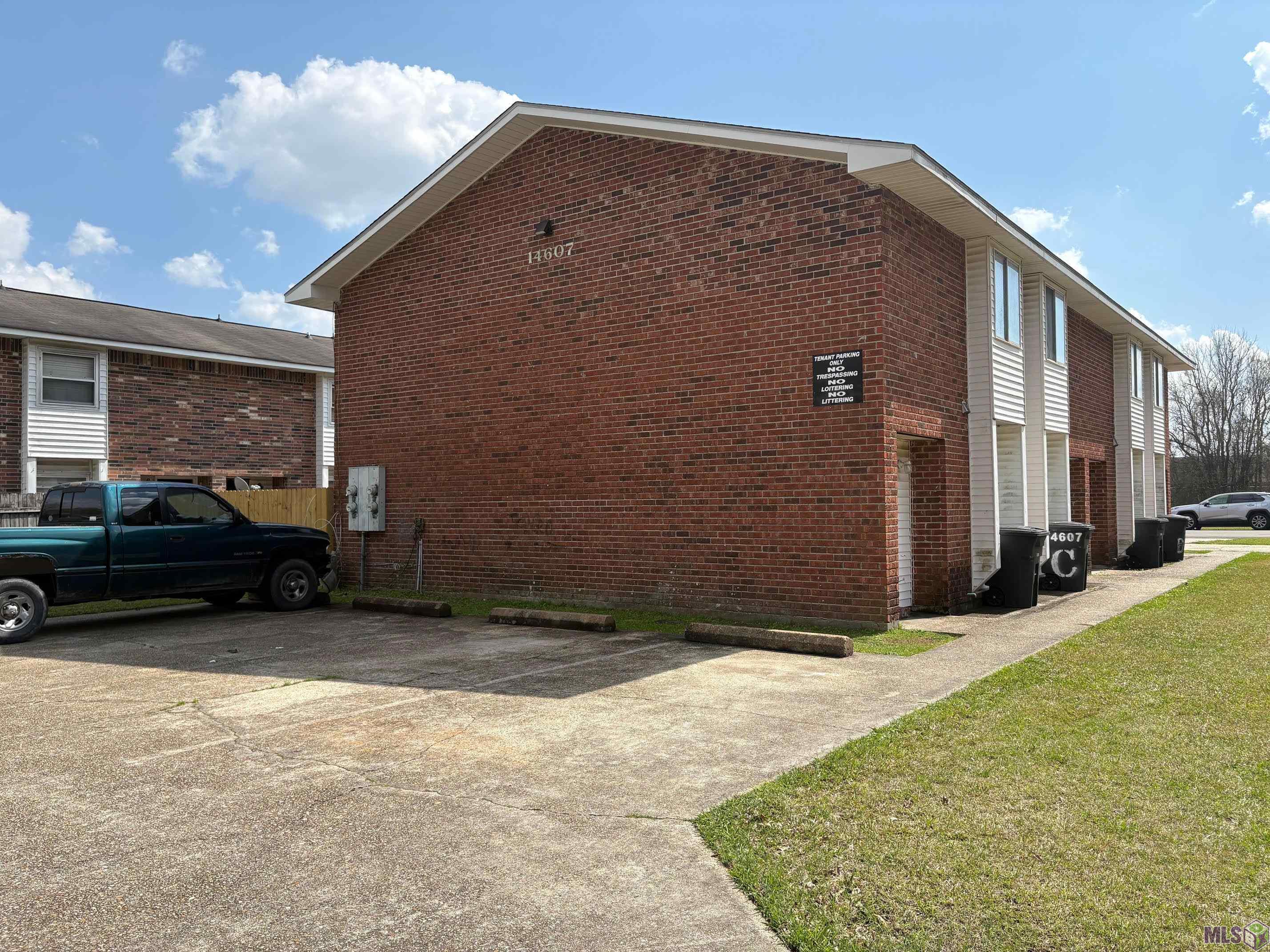 14607 Forest Grove Avenue Baton Rouge, LA 70818 - Photo 3 of 5