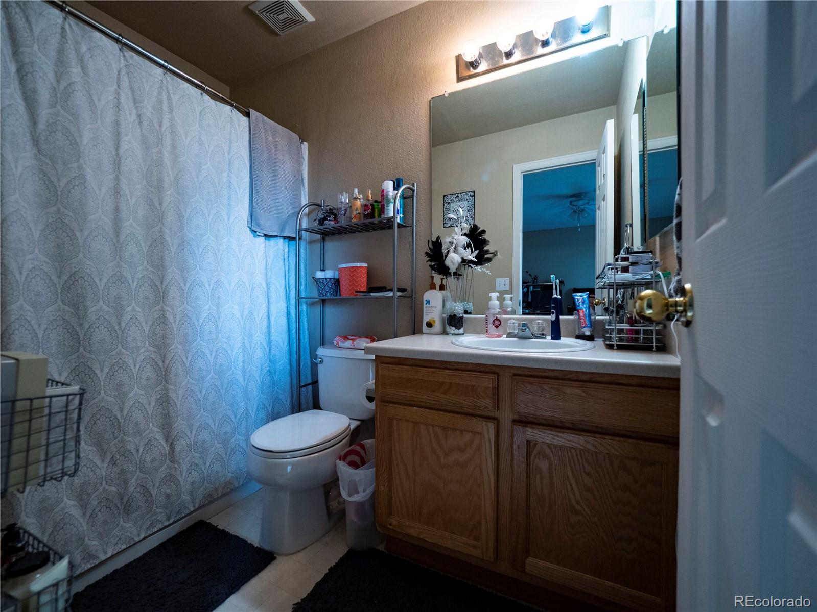 3755 South Rome Way Aurora, CO 80018 - Photo 12 of 23 Gallery Image 12