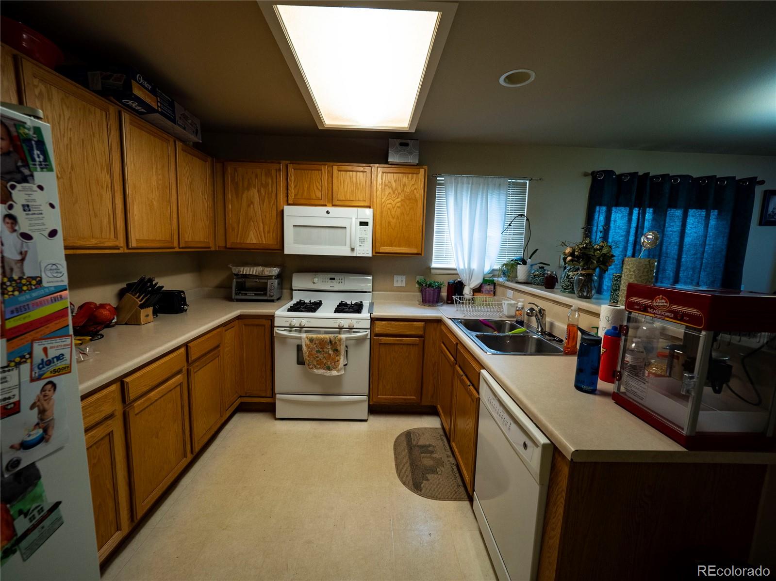 3755 South Rome Way Aurora, CO 80018 - Photo 4 of 23 Gallery Image 4