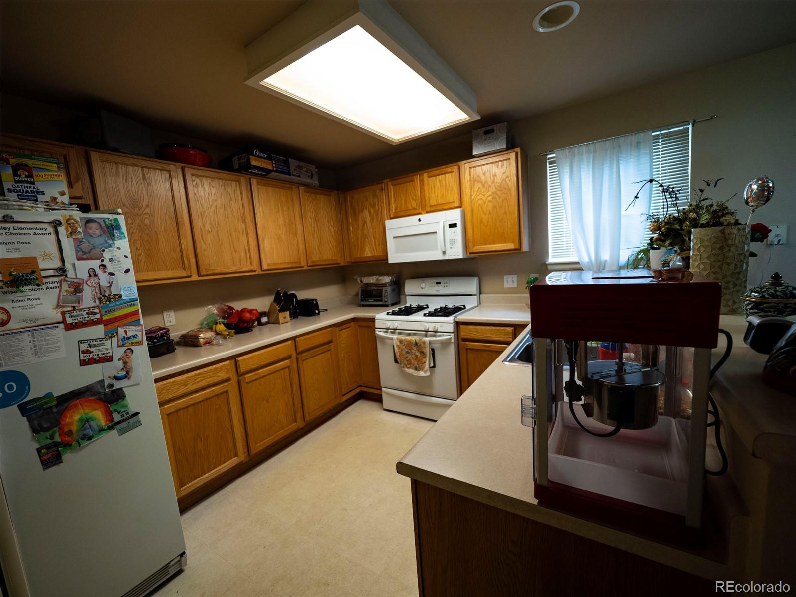 3755 South Rome Way Aurora, CO 80018 - Photo 6 of 23 Gallery Image 6
