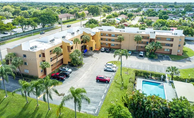 $112,500 | 1891 Southwest 81st Avenue, Unit 310, North Lauderdale, FL 33068