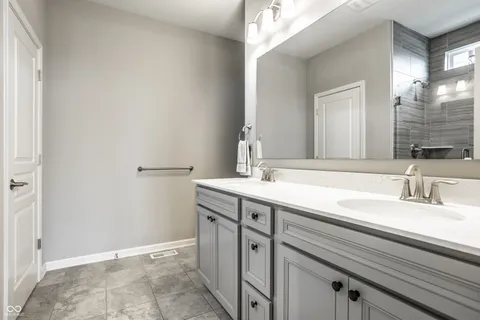 $600,000 | 6138 Crabapple Drive, Whitestown, IN 46075