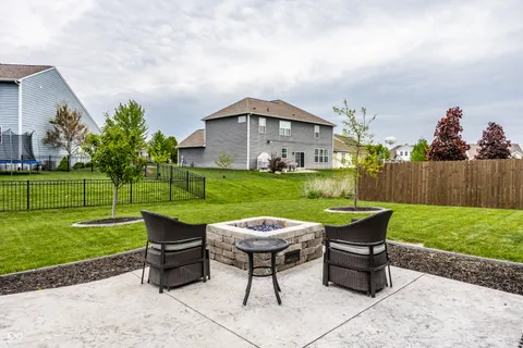 $600,000 | 6138 Crabapple Drive, Whitestown, IN 46075
