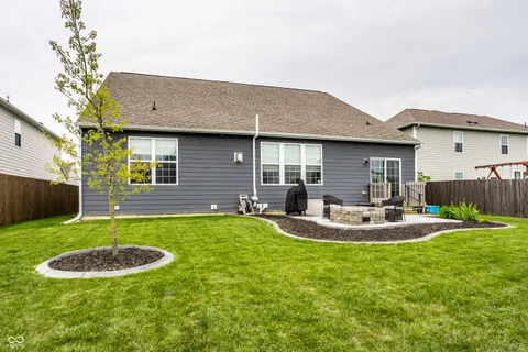 $600,000 | 6138 Crabapple Drive, Whitestown, IN 46075