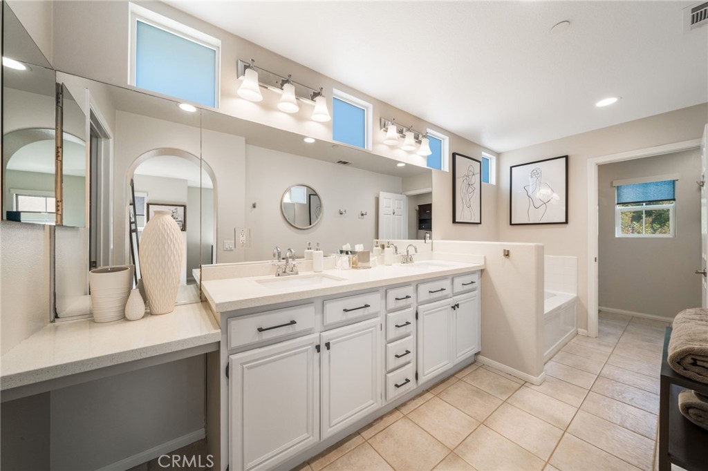66 Amy Way Ladera Ranch, CA 92694 - Photo 41 of 75 Gallery Image 41