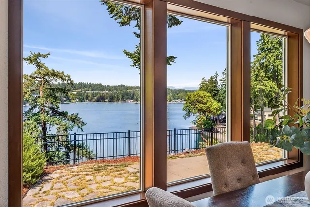 $850,000 | 931 Oyster Bay Court, Bremerton, WA 98312