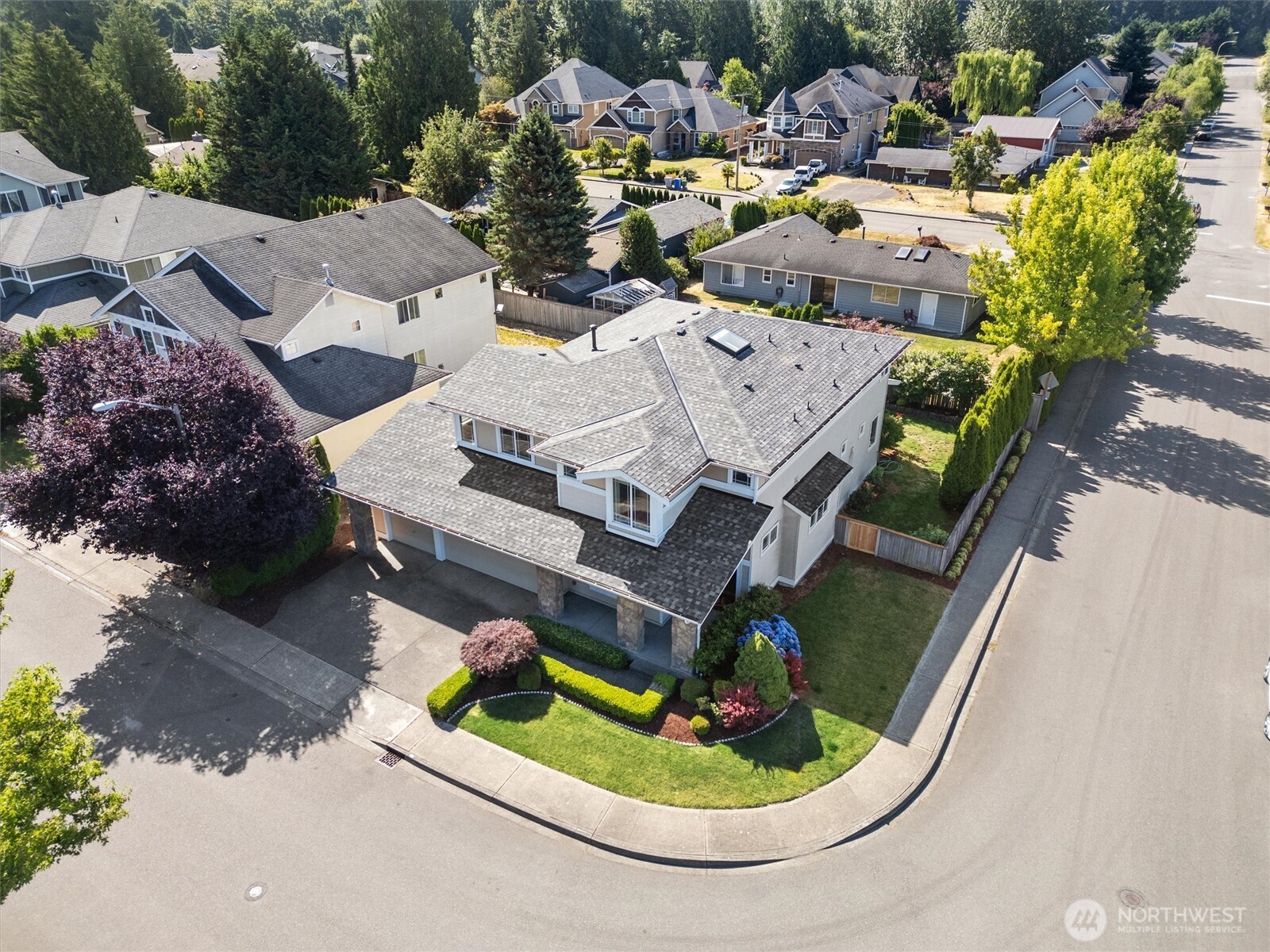5503 Northeast 2nd Court Renton, WA 98059 - Photo 34 of 39 a view of yard in front of house