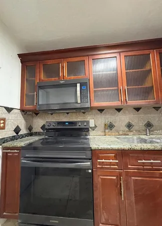 $2,600 | 2531 Northwest 88th Street, Unit 2531, Miami, FL 33147