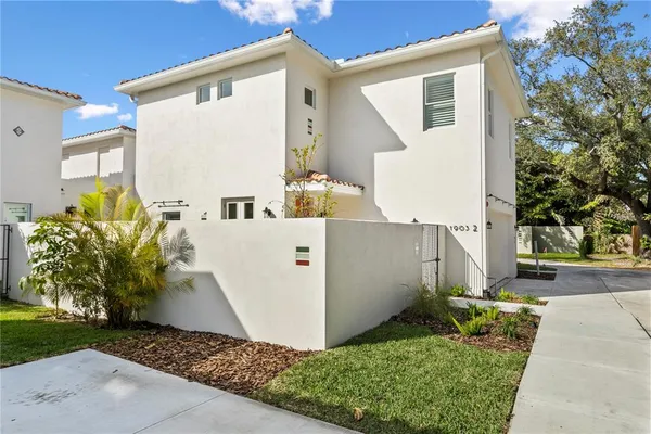 $5,500 | 1903 West Bristol Avenue, Unit 2, Tampa, FL 33606