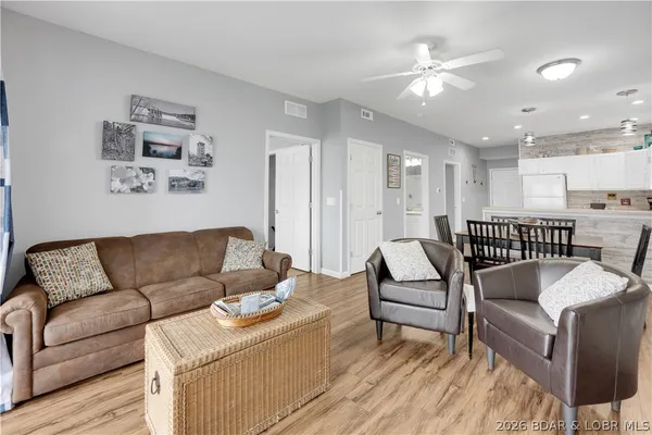 $325,000 | 4935 Robins Circle, Unit 213, Osage Beach, MO 65065