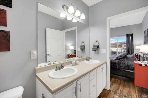 $325,000 | 4935 Robins Circle, Unit 213, Osage Beach, MO 65065
