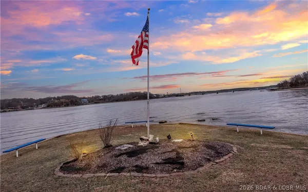 $325,000 | 4935 Robins Circle, Unit 213, Osage Beach, MO 65065
