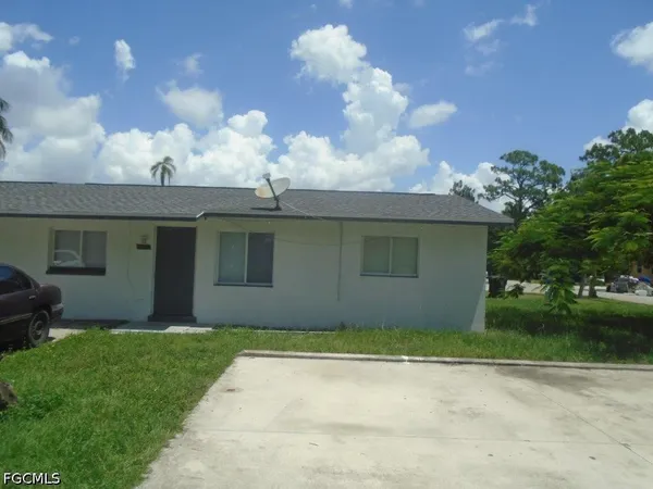 $1,250 | 2625 Linhart Avenue, Fort Myers, FL 33901