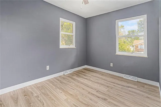 $300,000 | 716 North 61st Terrace, Kansas City, KS 66102