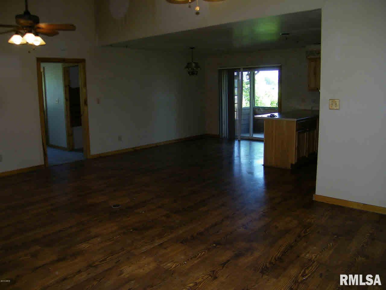 4494 Violet Road Creal Springs, IL 62922 - Photo 8 of 17