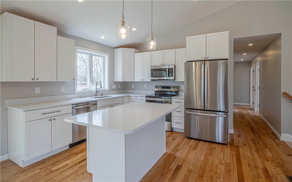 197 Carpenter Road Scituate, RI 02825 - Photo 13 of 24