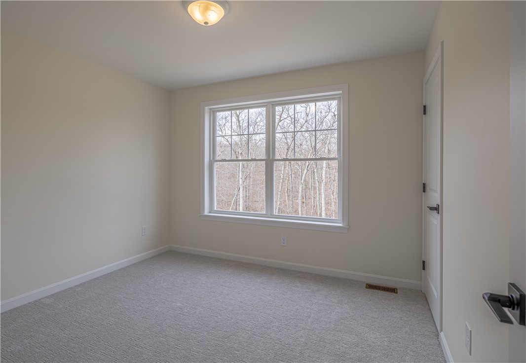 197 Carpenter Road Scituate, RI 02825 - Photo 18 of 24