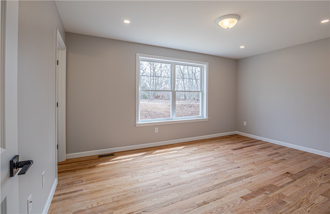 197 Carpenter Road Scituate, RI 02825 - Photo 19 of 24