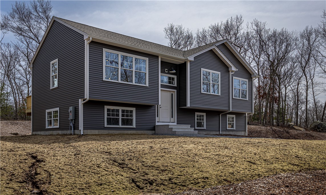 197 Carpenter Road Scituate, RI 02825 - Photo 2 of 24