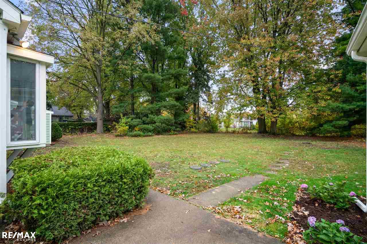 36698 Kelly Road Clinton Township, MI 48035 - Photo 29 of 31