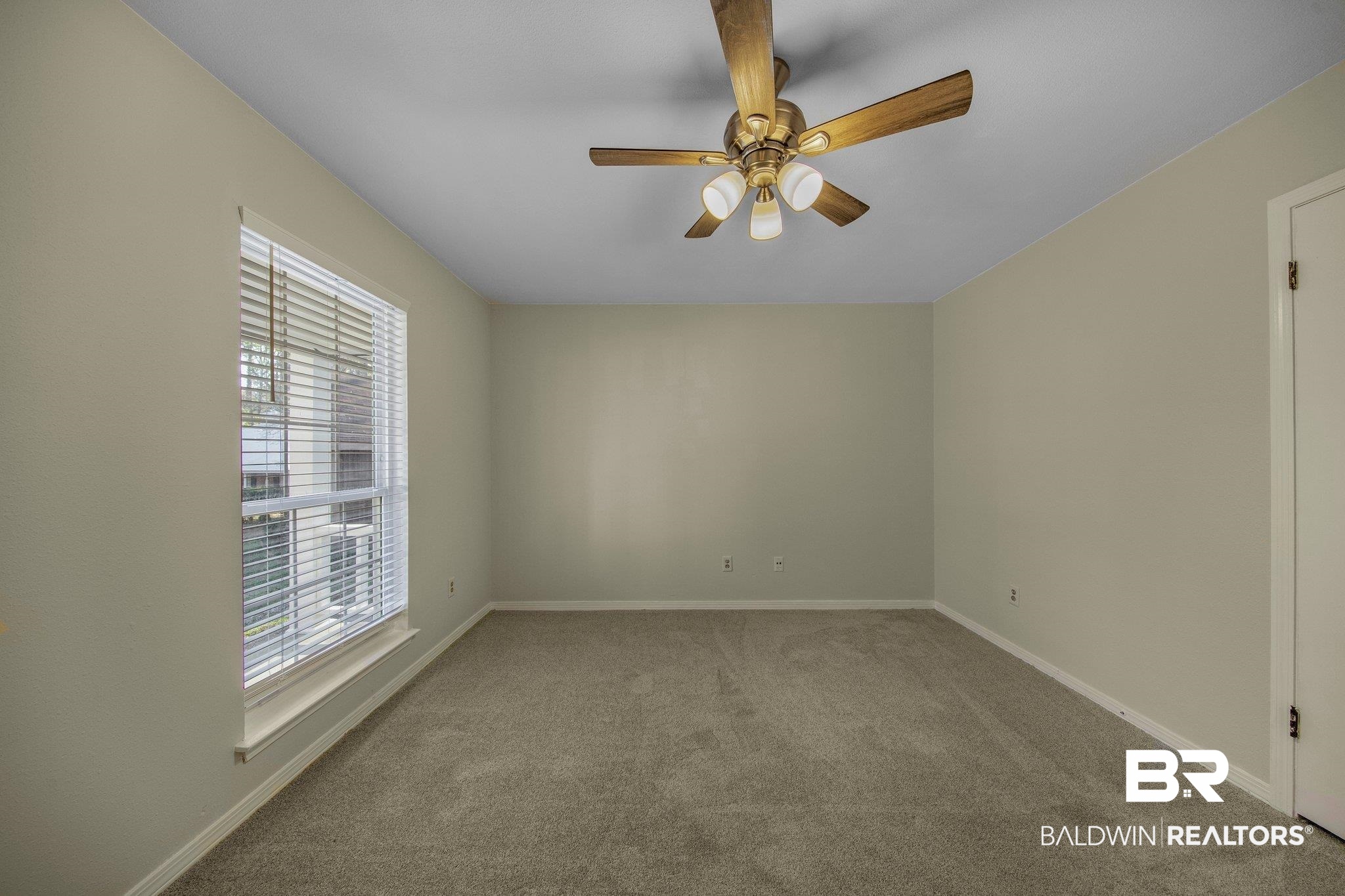 2100 Luckner Court Mobile, AL 36618 - Photo 30 of 49