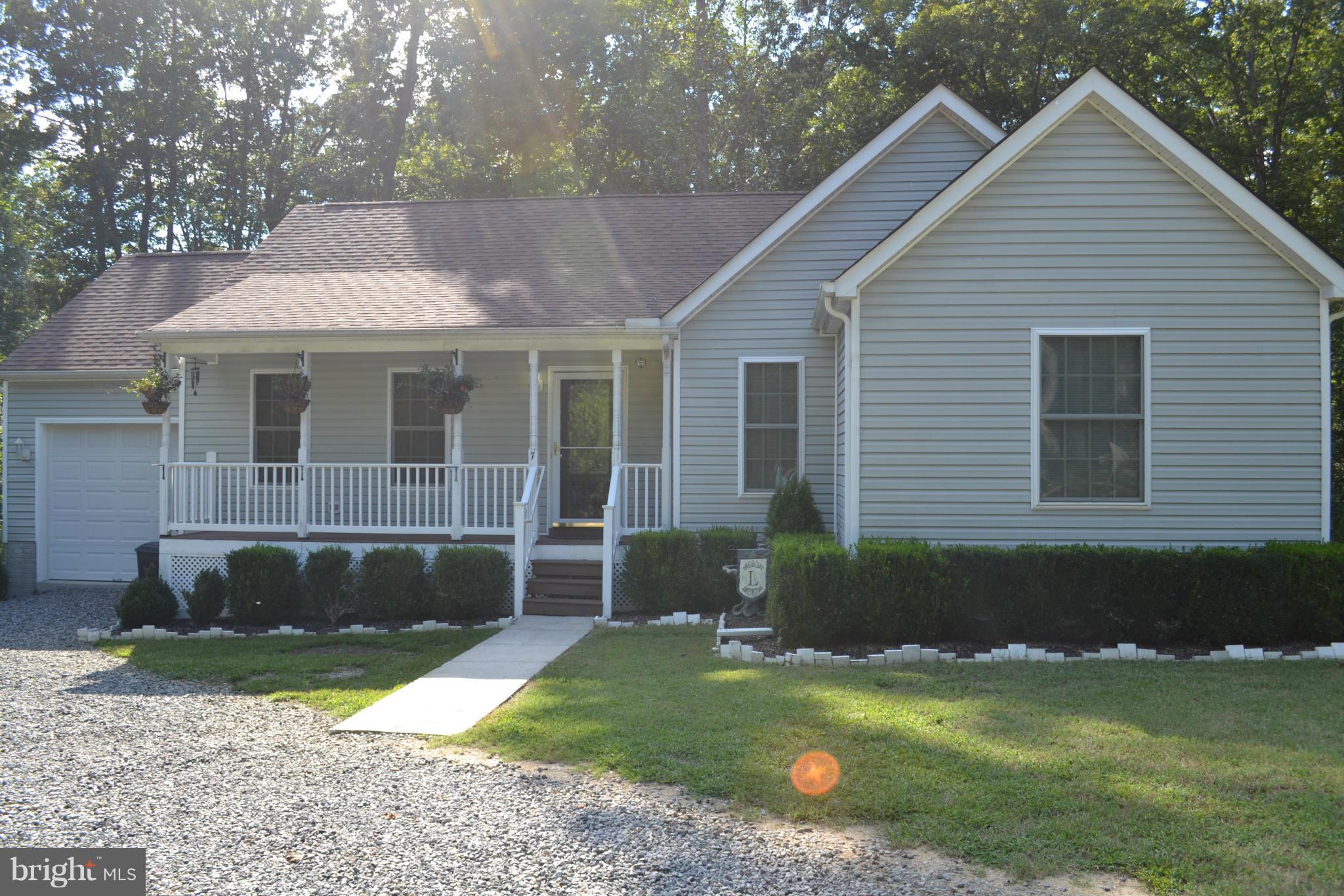 7 Rutledge Cove Ruther Glen, VA 22546 - Photo 1 of 26 Exterior (Front)